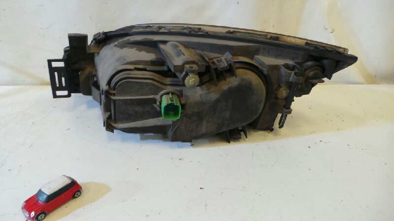 FORD Mondeo 3 generation (2000-2007) Front Right Headlight 1S7113005SE 19086671