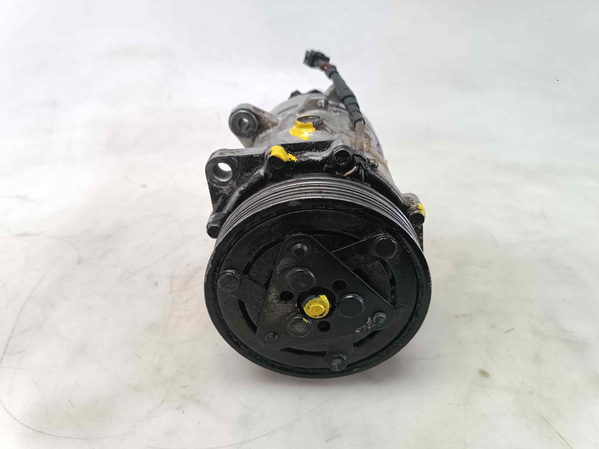 PONTIAC Golf 4 generation (1997-2006) Hасос кондиционера 130768R,S12 24555687