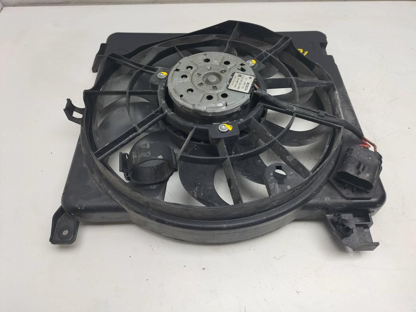 OPEL Astra J (2009-2020) Ventilator difuzor 24467444, 0130303304 19217591