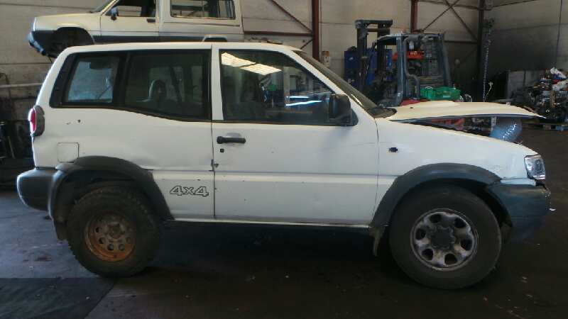 NISSAN Terrano 2 generation (1993-2006) Трапеции стеклоочистителей 288100F000,9390332384 18934131