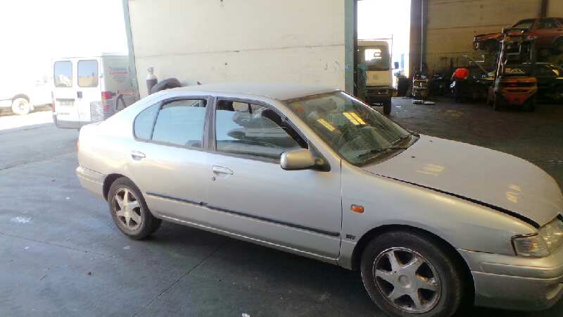 NISSAN Primera P11 (1996-2002) Bal első ajtó ablakemelője 2PINES 18926066