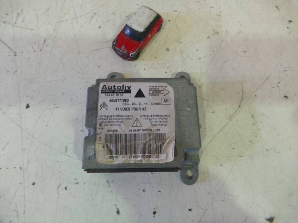 CADILLAC C5 1 generation (2001-2008) SRS Control Unit 9658177080 19014198