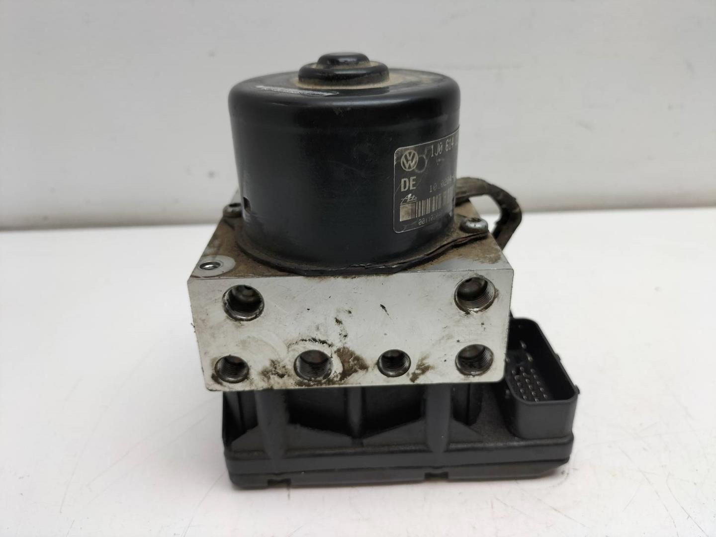 VOLKSWAGEN Bora 1 generation (1998-2005) ABS Pump 14J0614117C, 1J0907379G, ATE 19199194