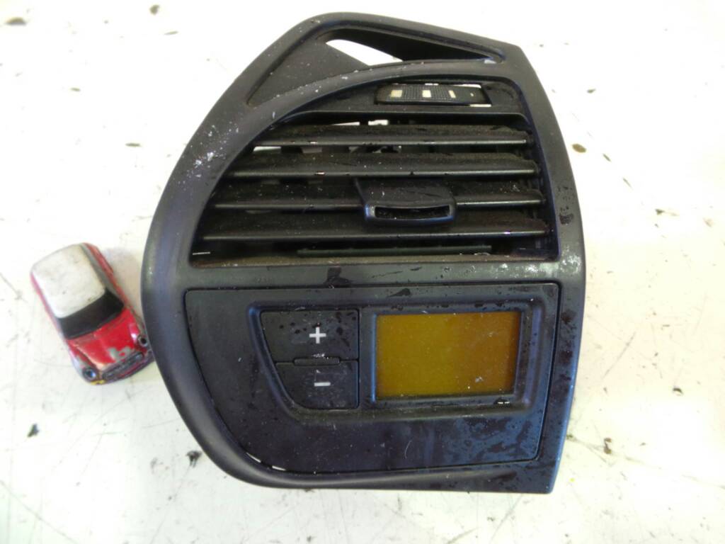 CITROËN C4 Picasso 1 generation (2006-2013) Climate  Control Unit 965086887700, 9650868877, A83007600 19018840