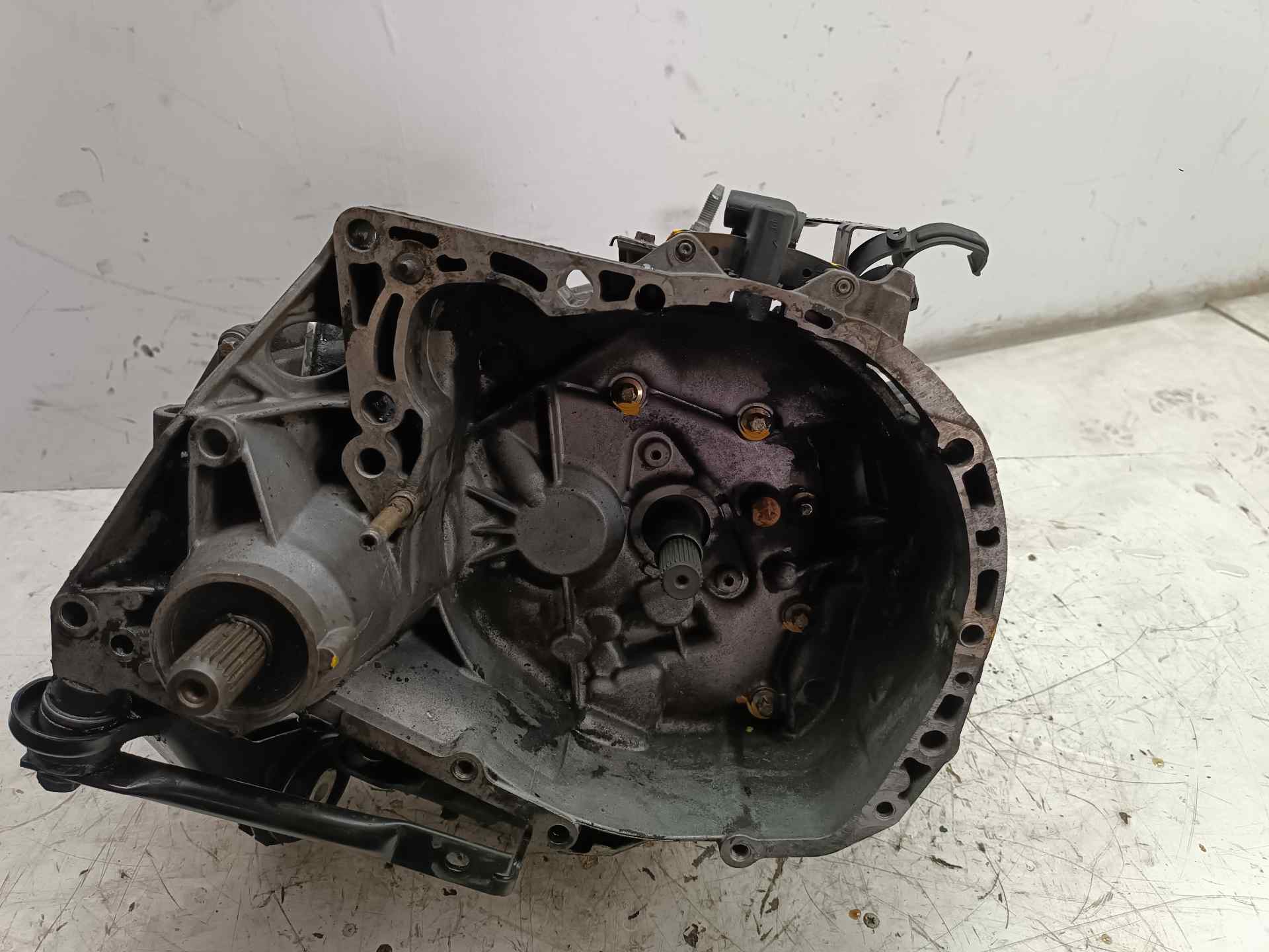 RENAULT Clio 1 generation (1990-1998) Gearbox JB3980 25915018