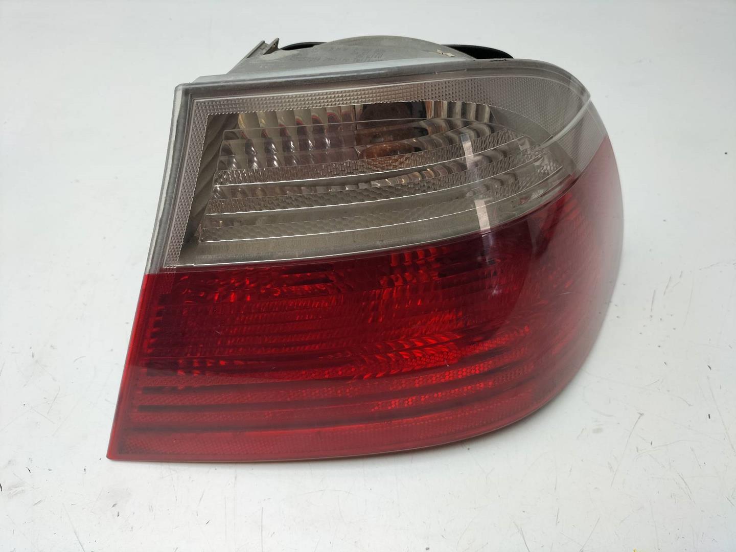 MERCEDES-BENZ 3 Series E46 (1997-2006) Rear Right Taillight Lamp 8383826 20616921