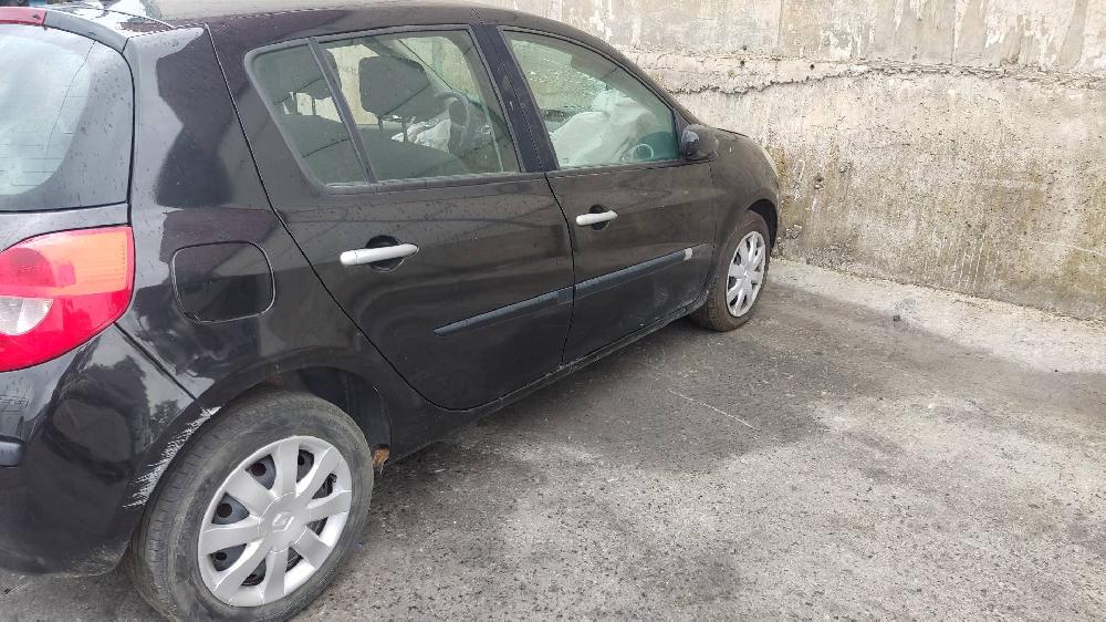 RENAULT Clio 2 generation (1998-2013) Радіатор міжкулерного охолодження 8200471885B,VALEO 19192469