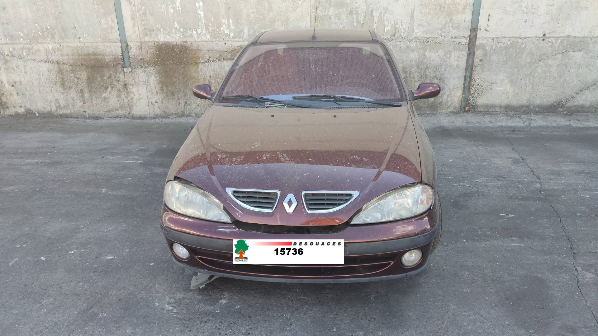 RENAULT Megane 2 generation (2002-2012) Преден ляв фар за мъгла 7700420126, 67736890, VALEO 19189625