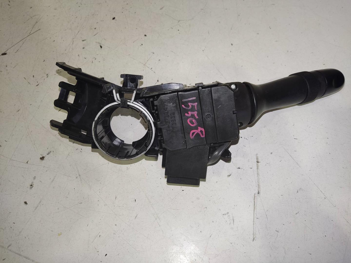 TOYOTA Auris 2 generation (2012-2015) Unitate de control comutator faruri 0233017F249, 02330, 17F249 19166465