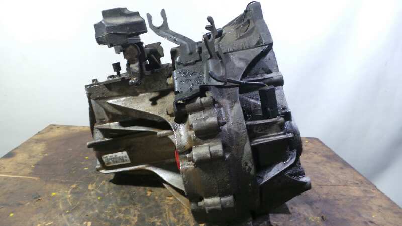 FORD Focus 1 generation (1998-2010) Коробка передач 2S4R7002PA 19043553