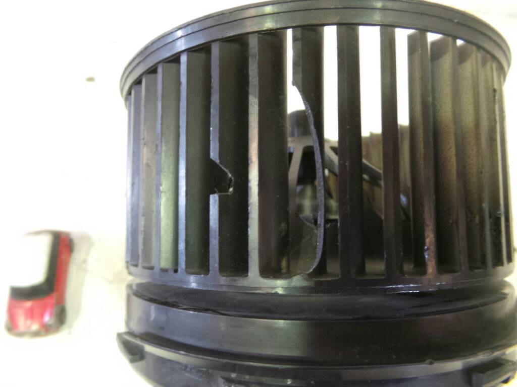 FORD Kuga 2 generation (2013-2020) Нагревательный вентиляторный моторчик салона 6G9T18456AA 19006088