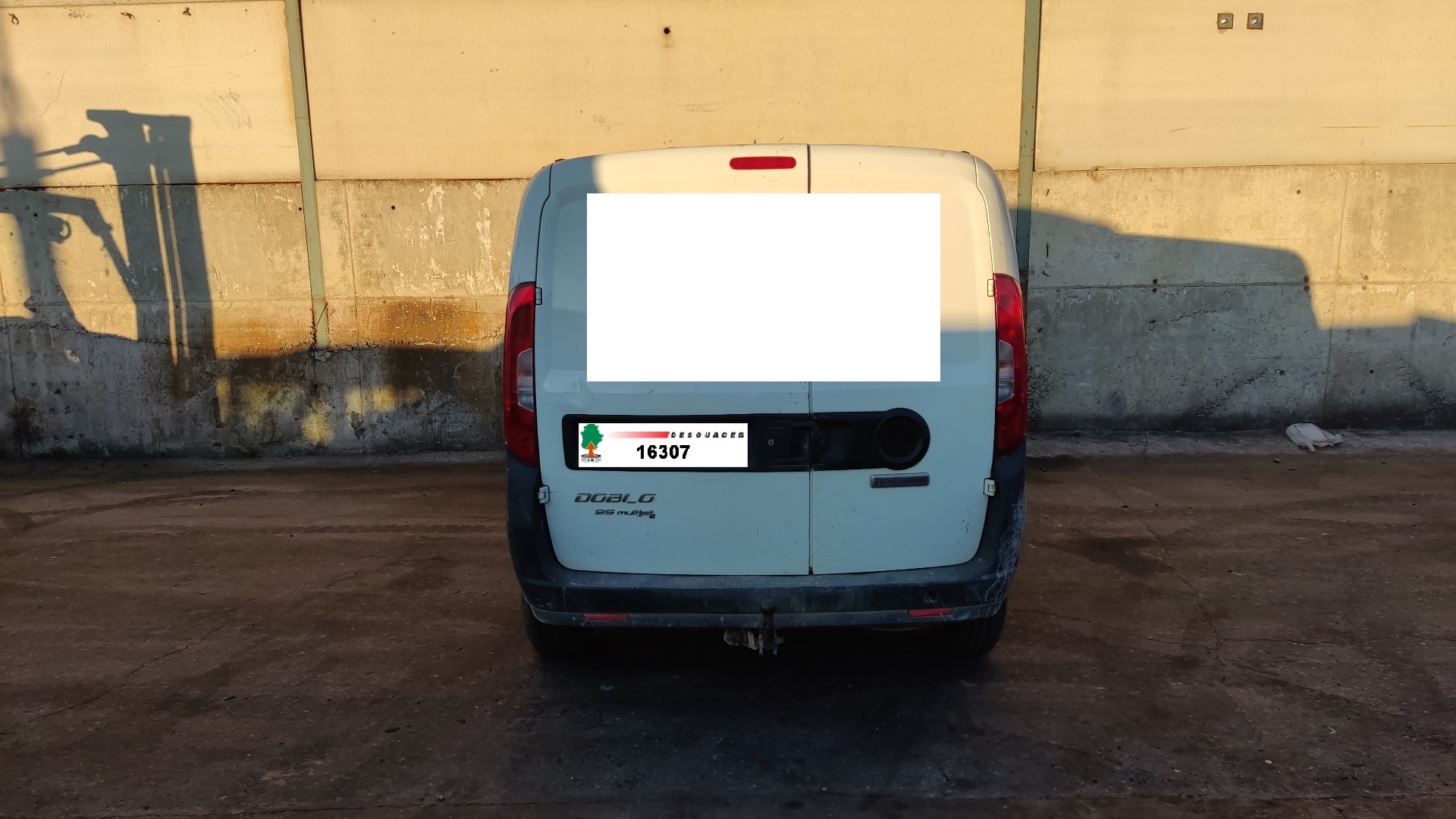 FIAT Priekinių kairių durų stiklo pakelėjas 51810880 21424855