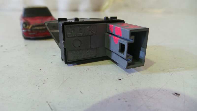 SKODA Octavia 2 generation (2004-2013) Rear Right Door Window Control Switch 1Z0959856,4PINES 18994469