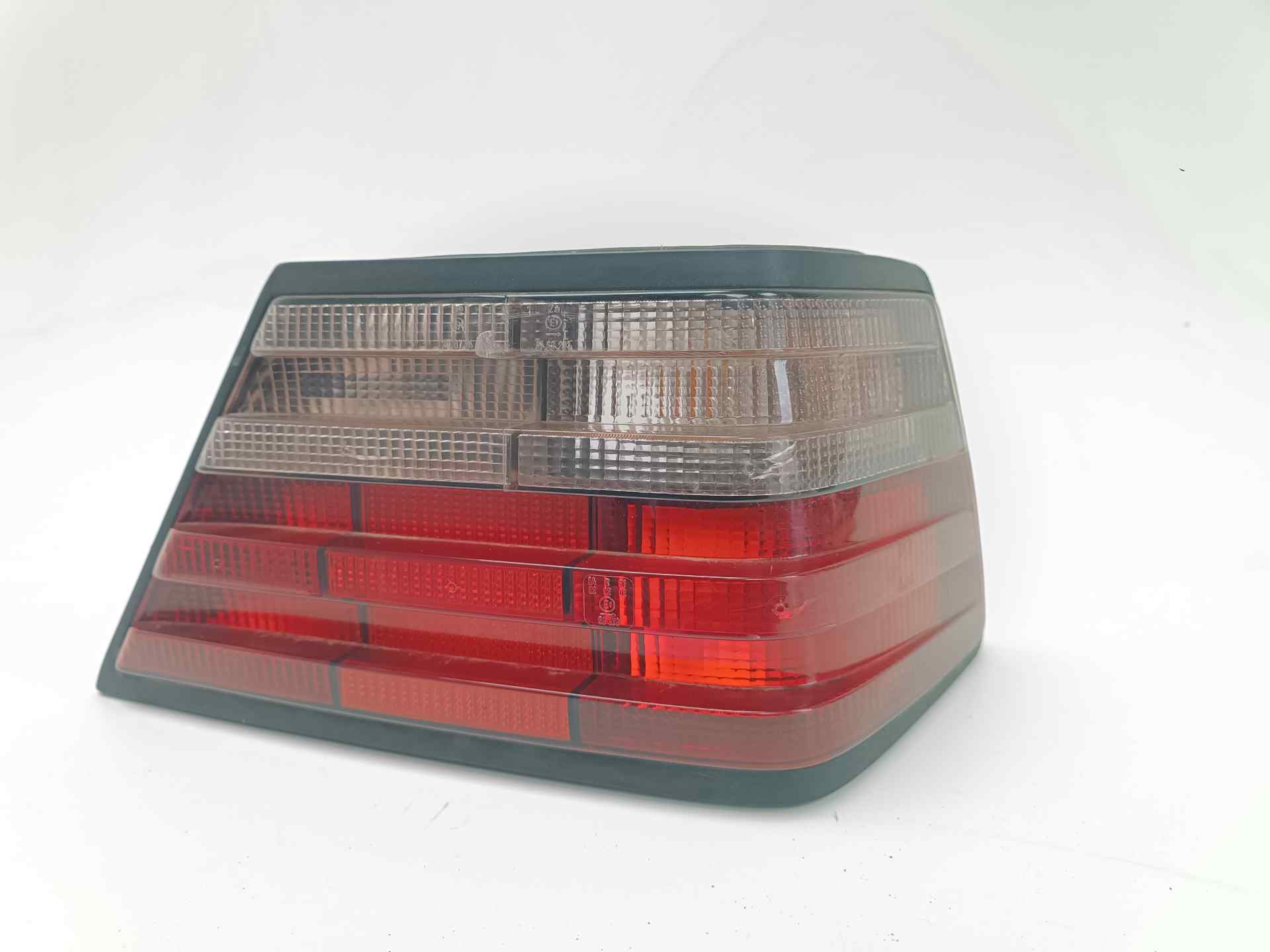 MERCEDES-BENZ E-Class W124 (1984-1997) Baglygte højre baglygte A2108207364, A2108207364 24584152