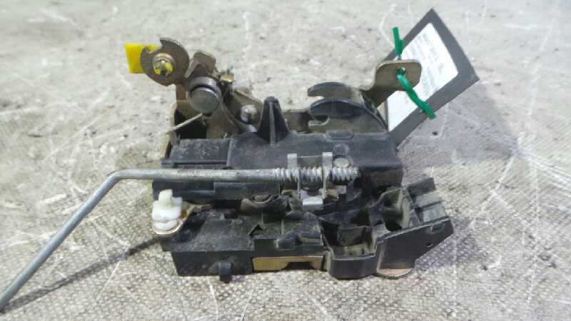 NISSAN Front Right Door Lock SINCIERRE 18928990