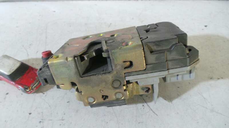 RENAULT 206 1 generation (1998-2009) Rear Left Door Lock CONCIERRE,4PINES 19133154