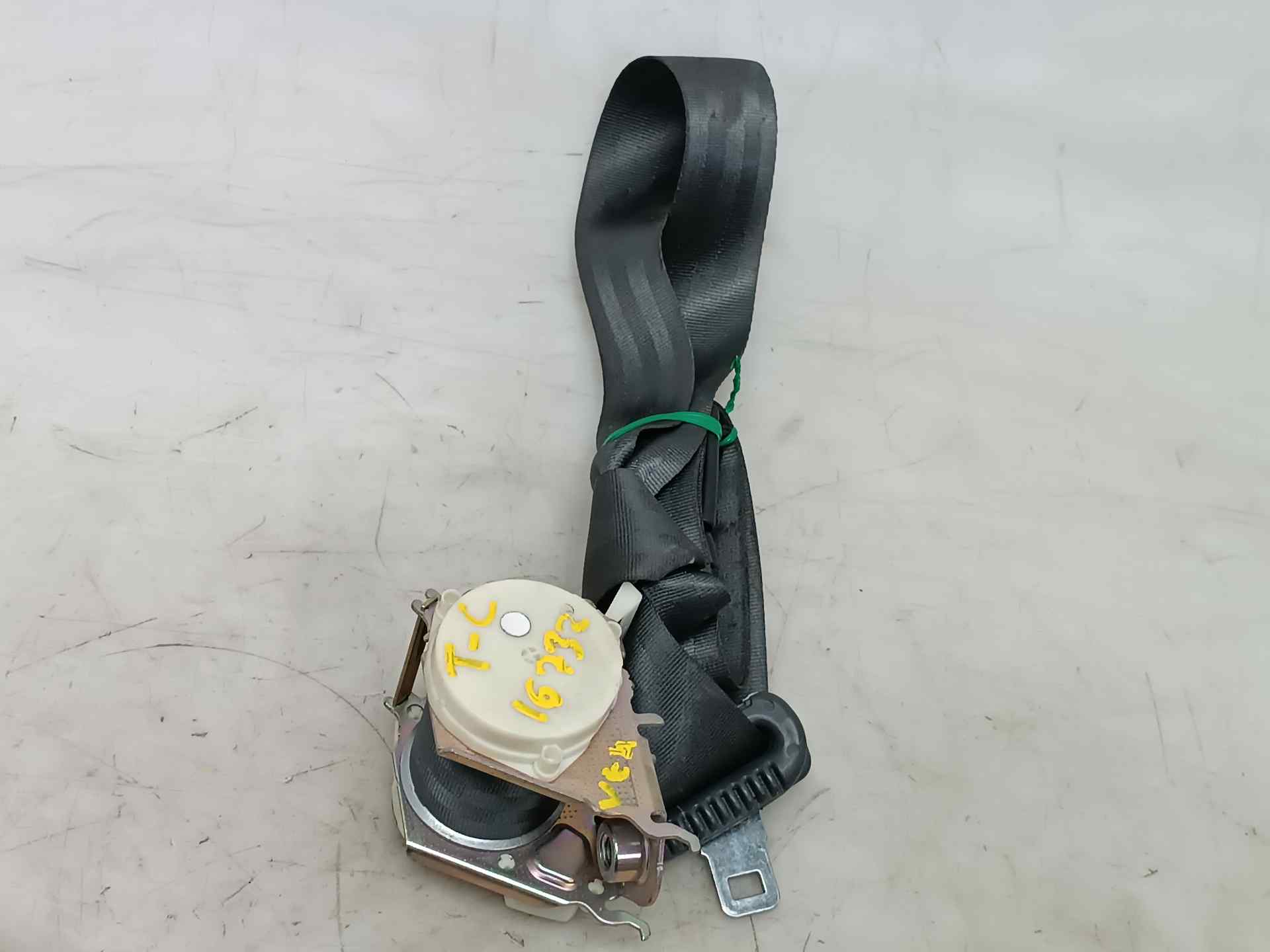 AUDI A8 D2/4D (1994-2002) Rear Left Seat Buckle 33056057A,33056057A 25915370