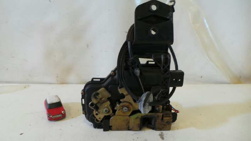 VOLKSWAGEN Passat B5 (1996-2005) Front Left Door Lock 8PINES 19104080