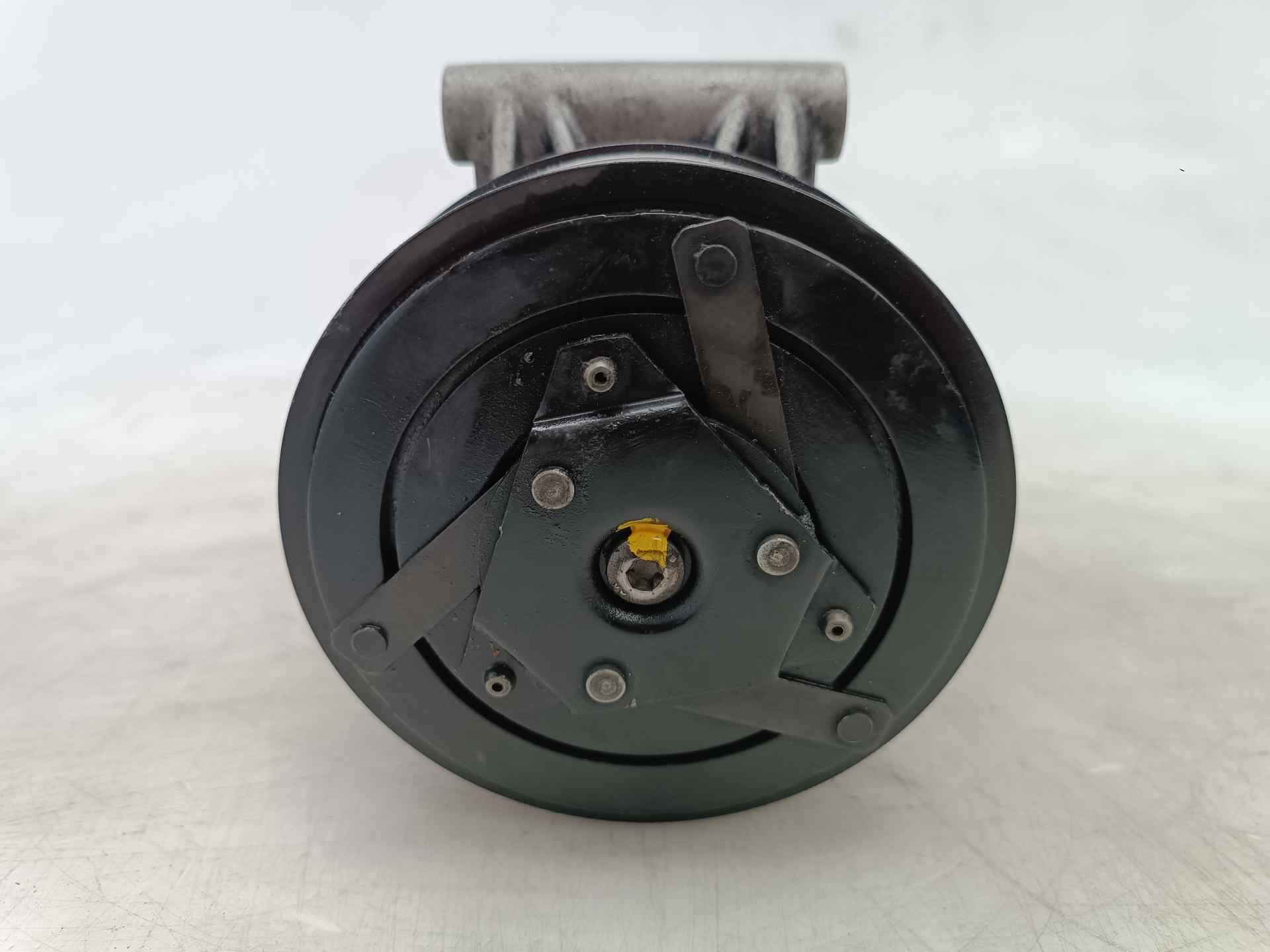 DODGE Air Condition Pump 8200940233 25915020