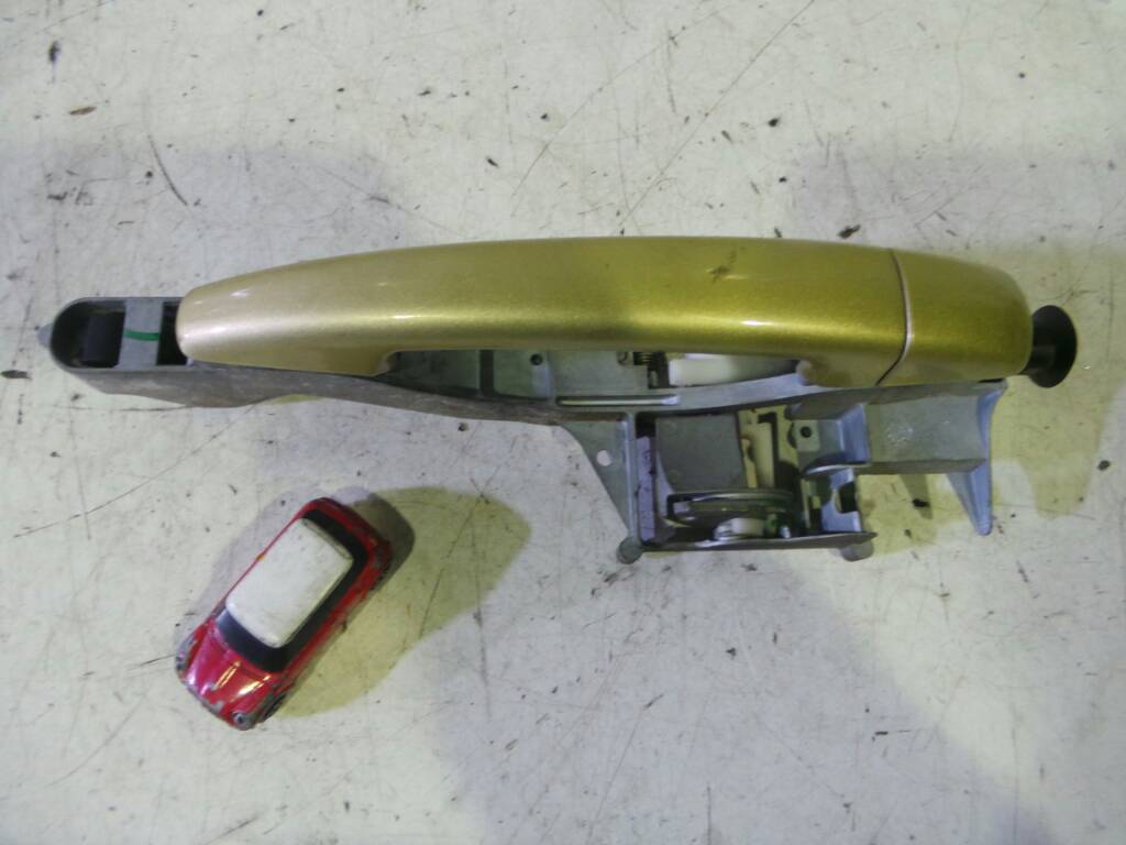 CITROËN C4 Picasso 1 generation (2006-2013) Rear right door outer handle 9680503480 18997347
