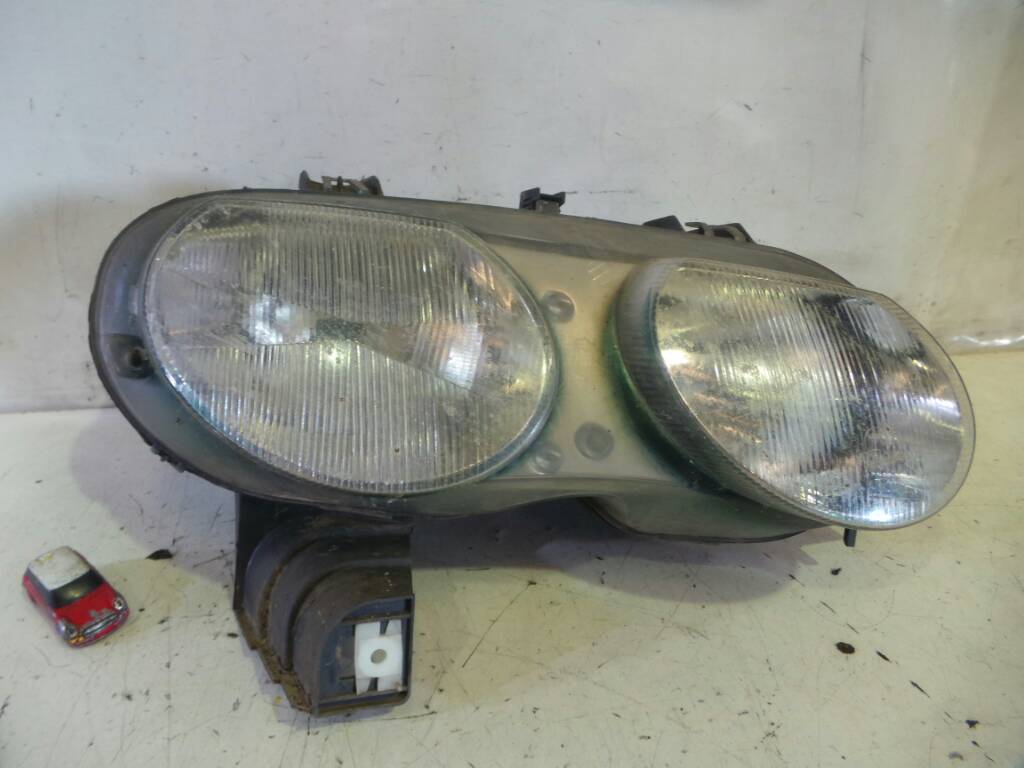 TOYOTA 75 1 generation (1999-2005) Front Right Headlight 1DJ236032120, 001600, HELLA 19019663