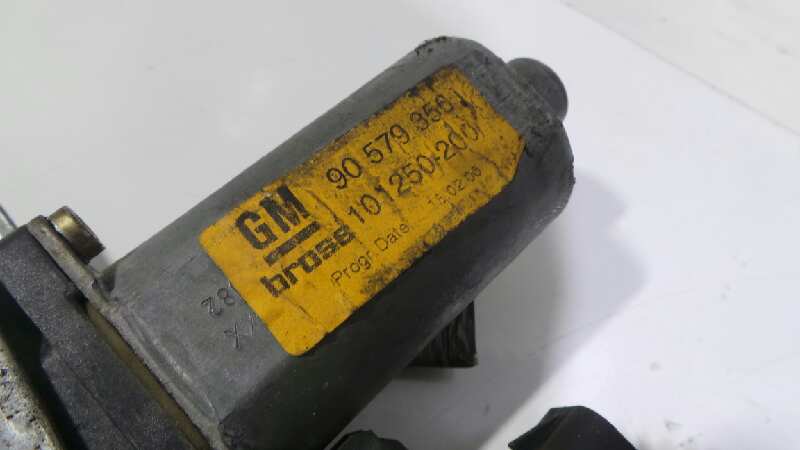 FIAT Corsa B (1993-2000) Ridicător de geam ușă dreapta față 09118665,ELECTRICOCONFORT,GM90579356 18974314