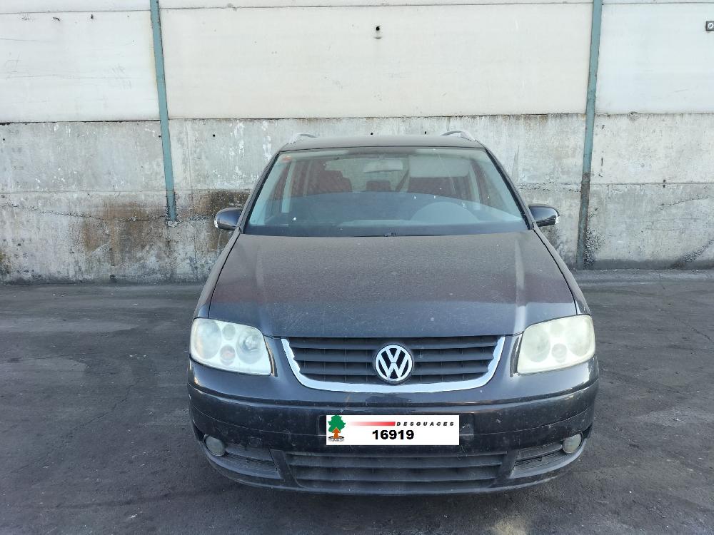 VOLKSWAGEN A8 D2/4D (1994-2002) Наружная ручка передней правой двери 7H0837205D,7H0837205D 25915795