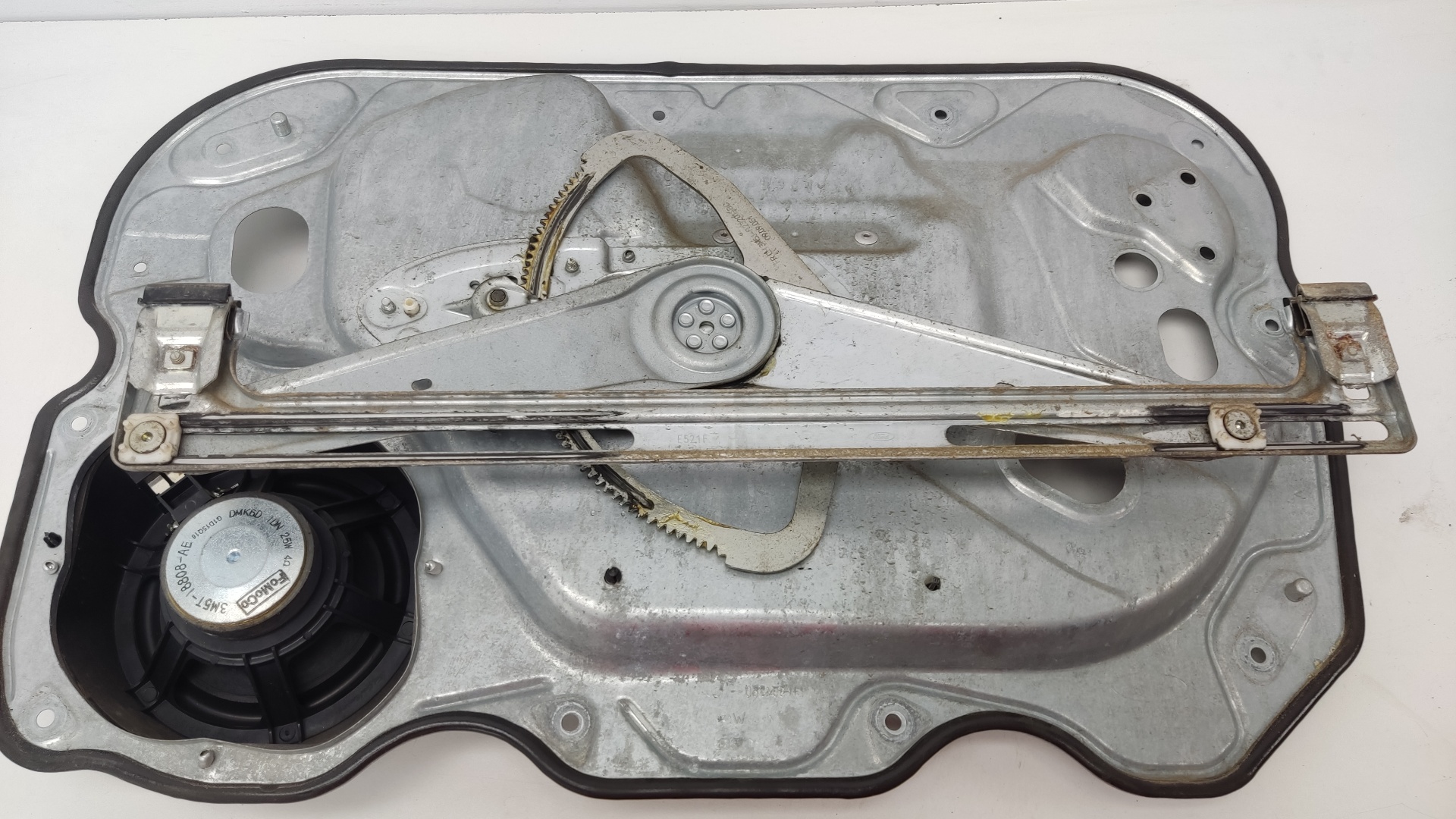 PEUGEOT Focus 2 generation (2004-2011) Front Left Door Window Regulator 981405103 24581693