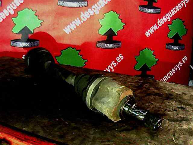 MASERATI Megane 1 generation (1995-2003) Front Left Driveshaft 18818845