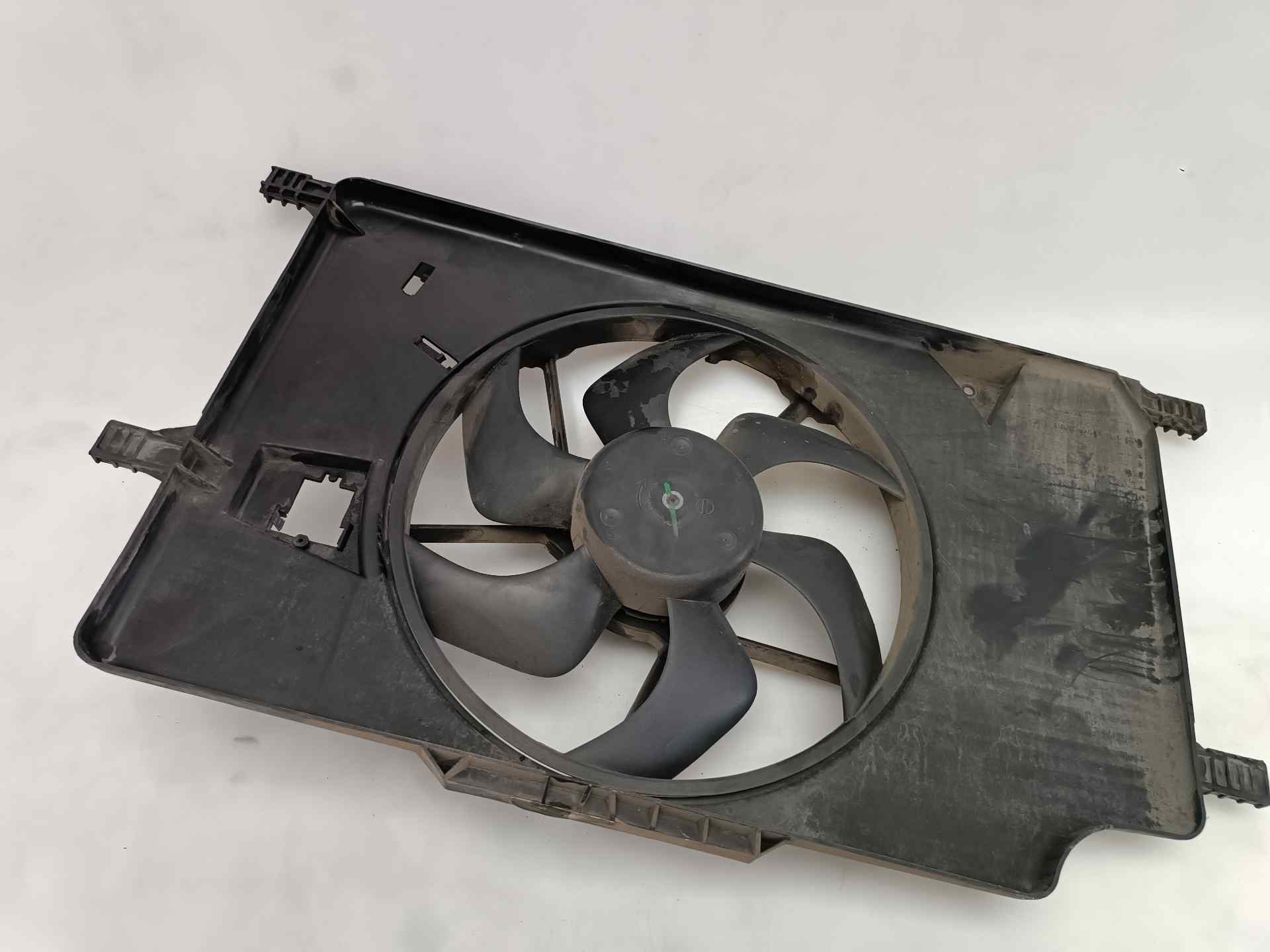 RENAULT Laguna 2 generation (2001-2007) Diffuser Fan 1831698016 26587089