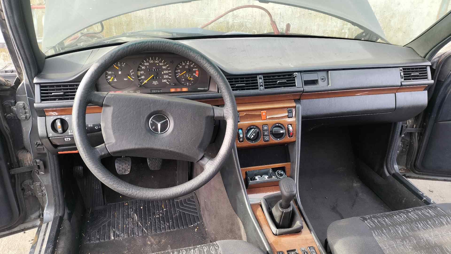 MERCEDES-BENZ E-Class W124 (1984-1997) Priekinis kairys posūkio žibintas B49229,B49229 24584064