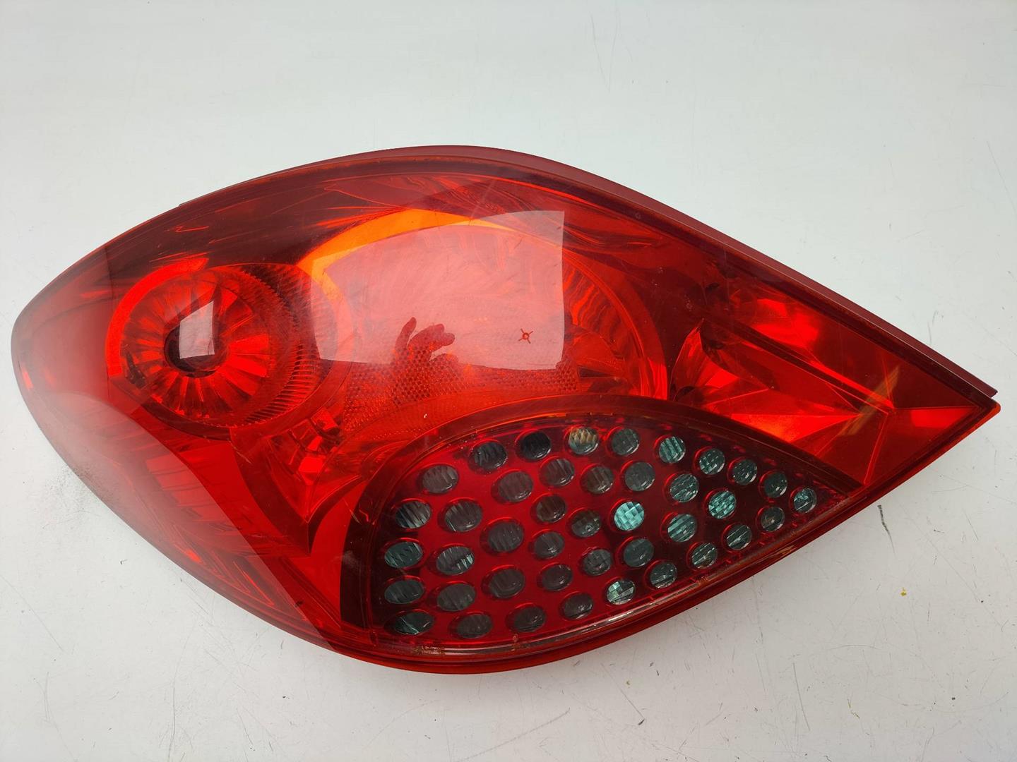 PEUGEOT 207 1 generation (2006-2009) Rear Left Taillight 9649986680 20617094