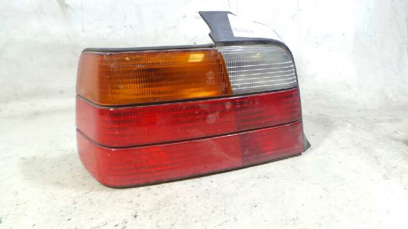 BMW 3 Series E36 (1990-2000) Rear Left Taillight 19068859