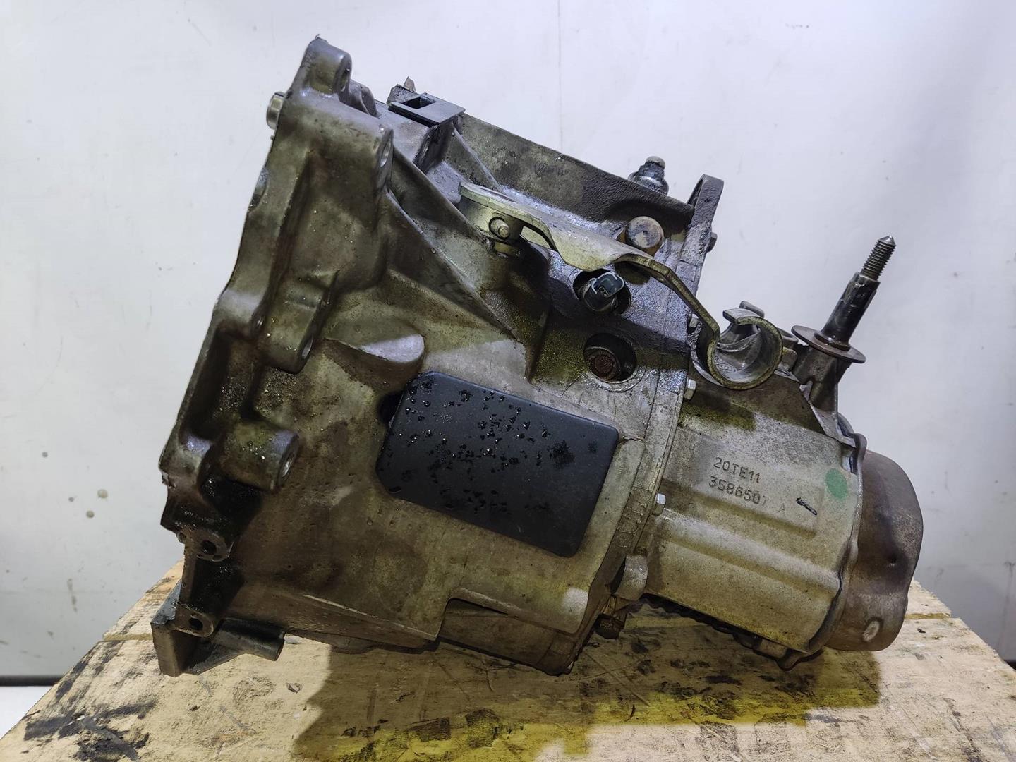 RENAULT C15 Gearbox 20TE11,173.781KM 19164464