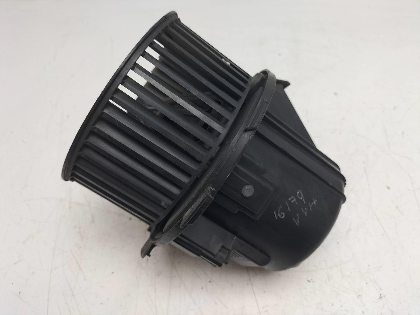 CITROËN C6 1 generation (2004-2012) Heater Blower Fan L57710005127, BEHR 24580816