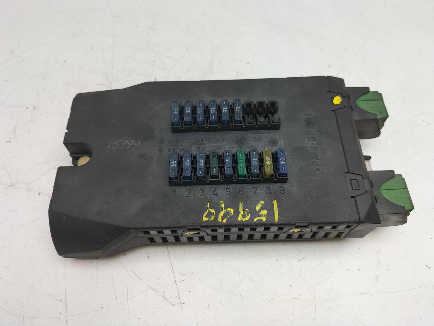 SKODA Vito W638 (1996-2003) Fuse Box 0005400650,08501002 19214262