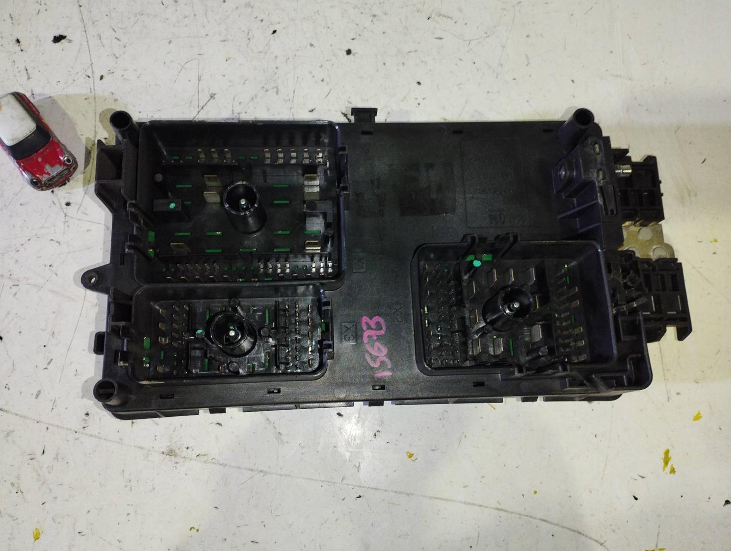 MERCEDES-BENZ Insignia A (2008-2016) Fuse Box 1334347901, 13343479 19185710