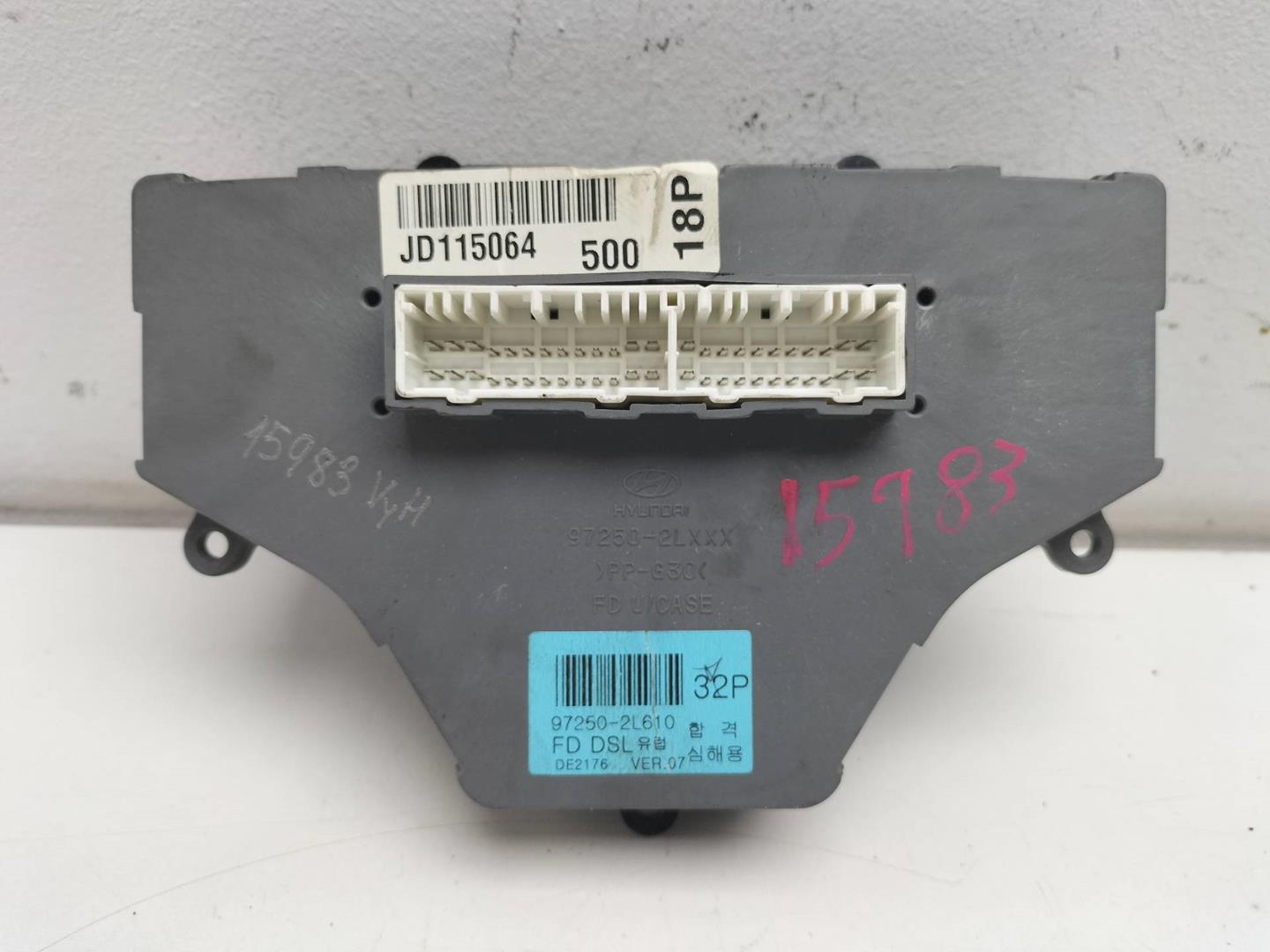 HYUNDAI i30 FD (1 generation) (2007-2012) Klimakontrollenhet 972502L610 19210417