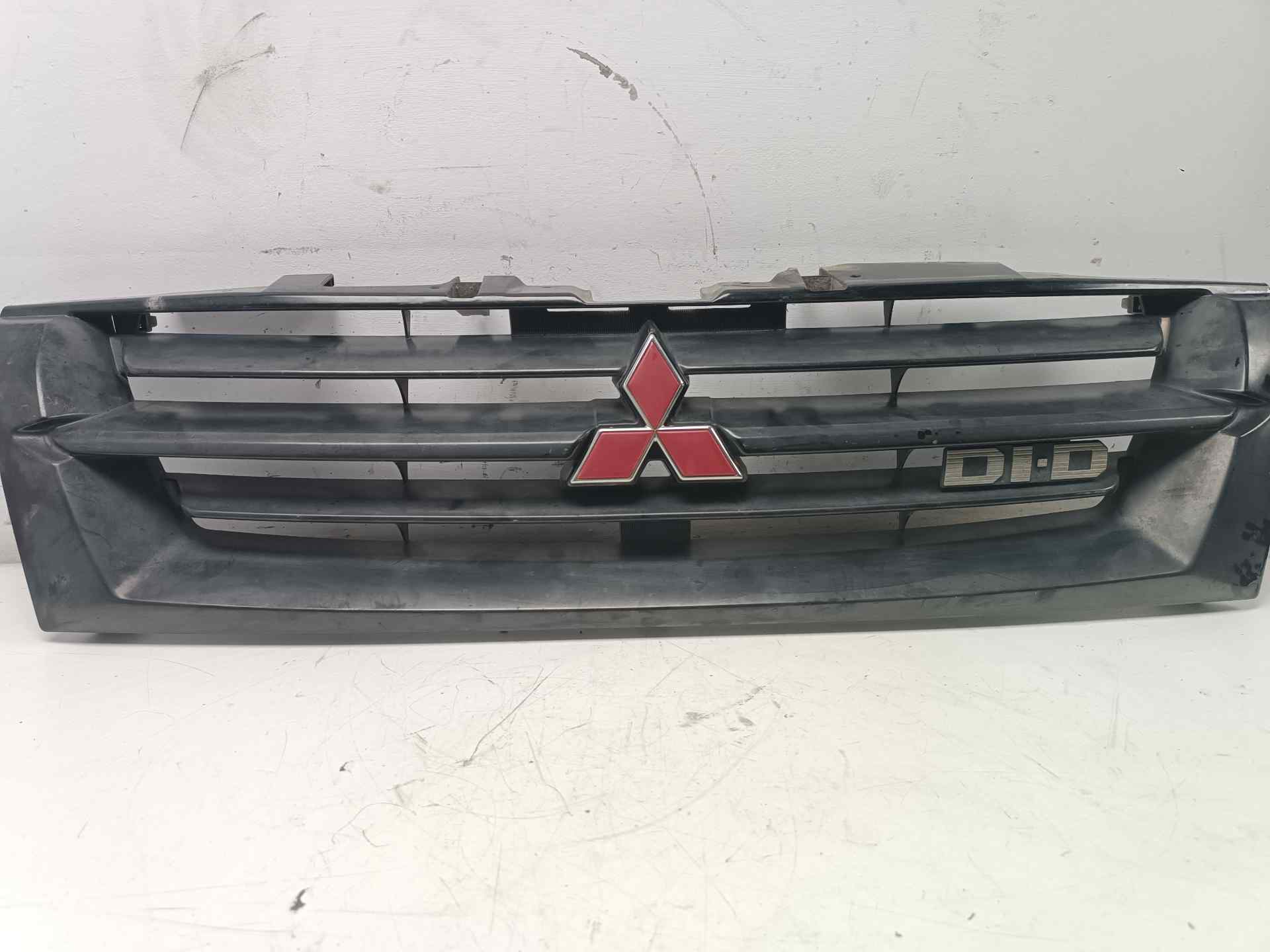 VOLKSWAGEN Pajero 3 generation (1999-2006) Radiator Grille MR387981,MR387981 24583361