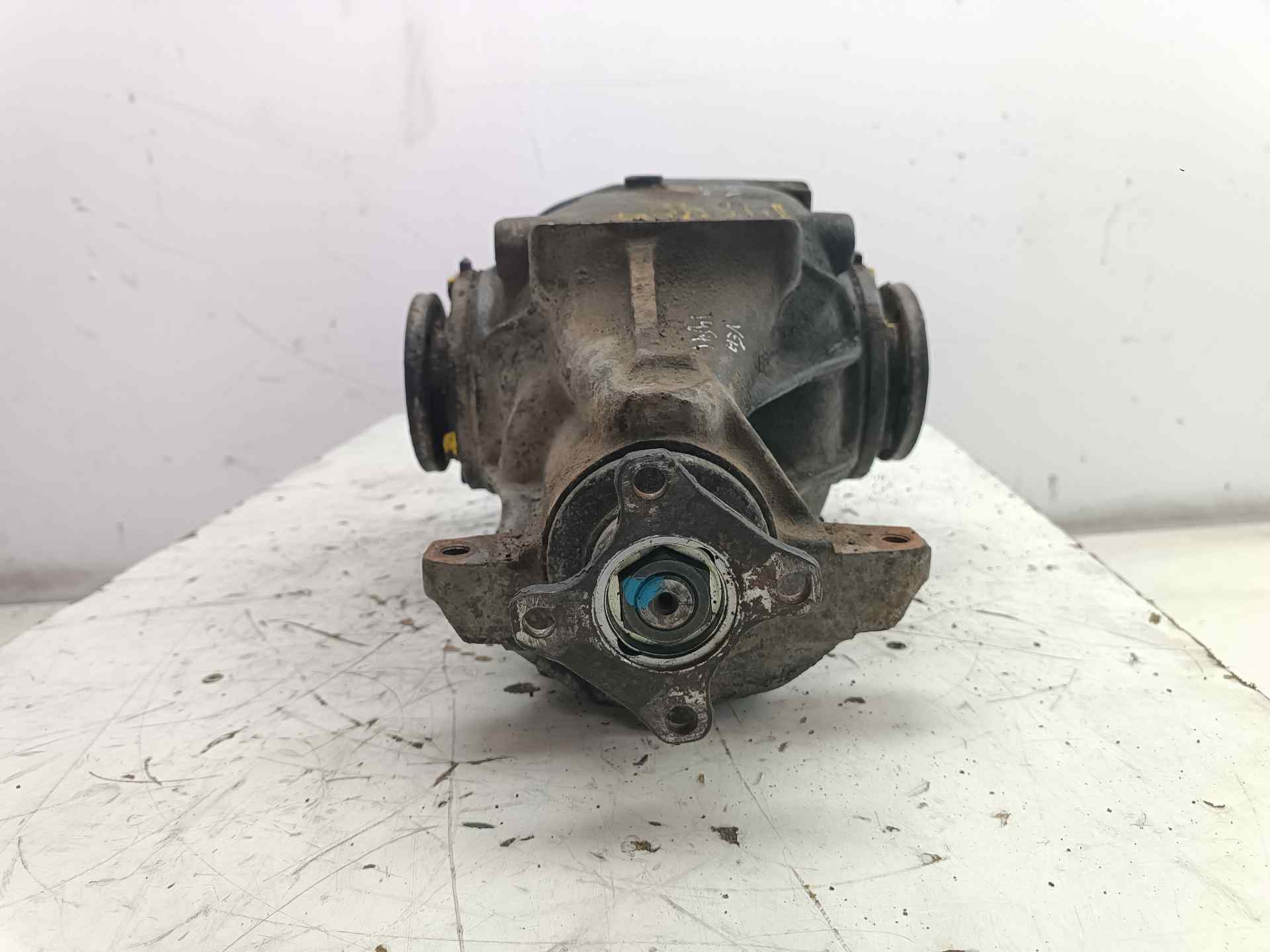 BMW 7 Series E23 (1977-1987) Bakre differential 1212881, 1212881 24555637