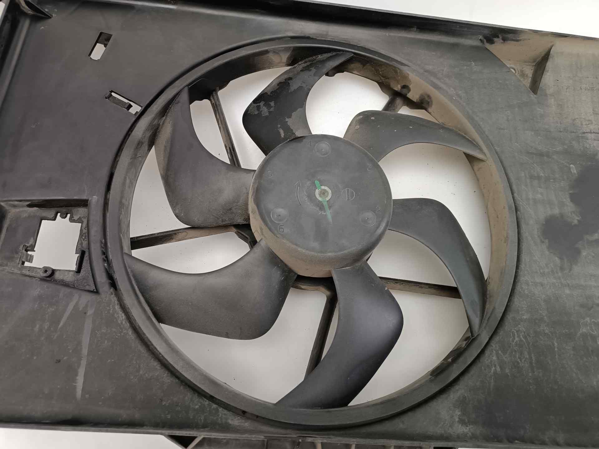 RENAULT Laguna 2 generation (2001-2007) Diffuser Fan 1831698016 26587089