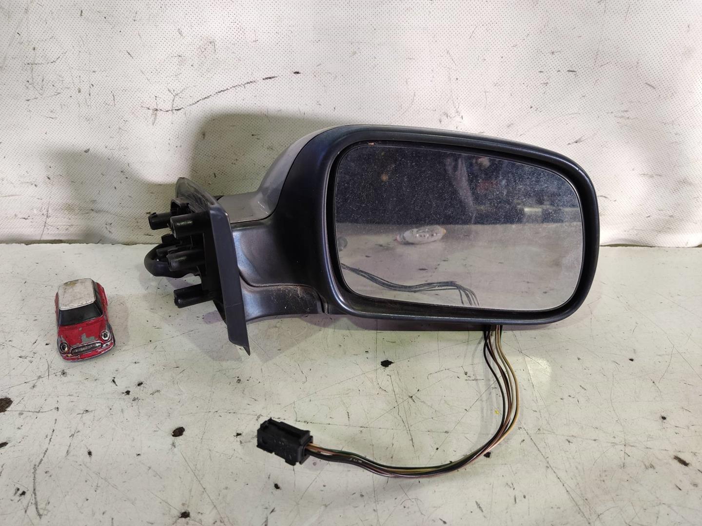 PEUGEOT 307 1 generation (2001-2008) Right Side Wing Mirror 5CABLES 19177456
