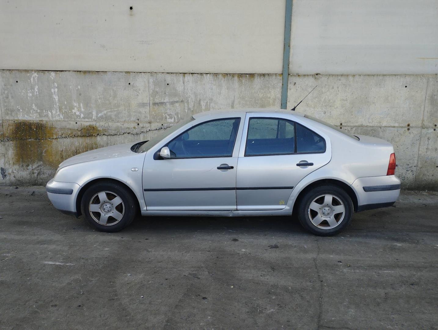 VOLKSWAGEN Bora 1 generation (1998-2005) Бабина 032905106B, 311740, TEMIC 19233397