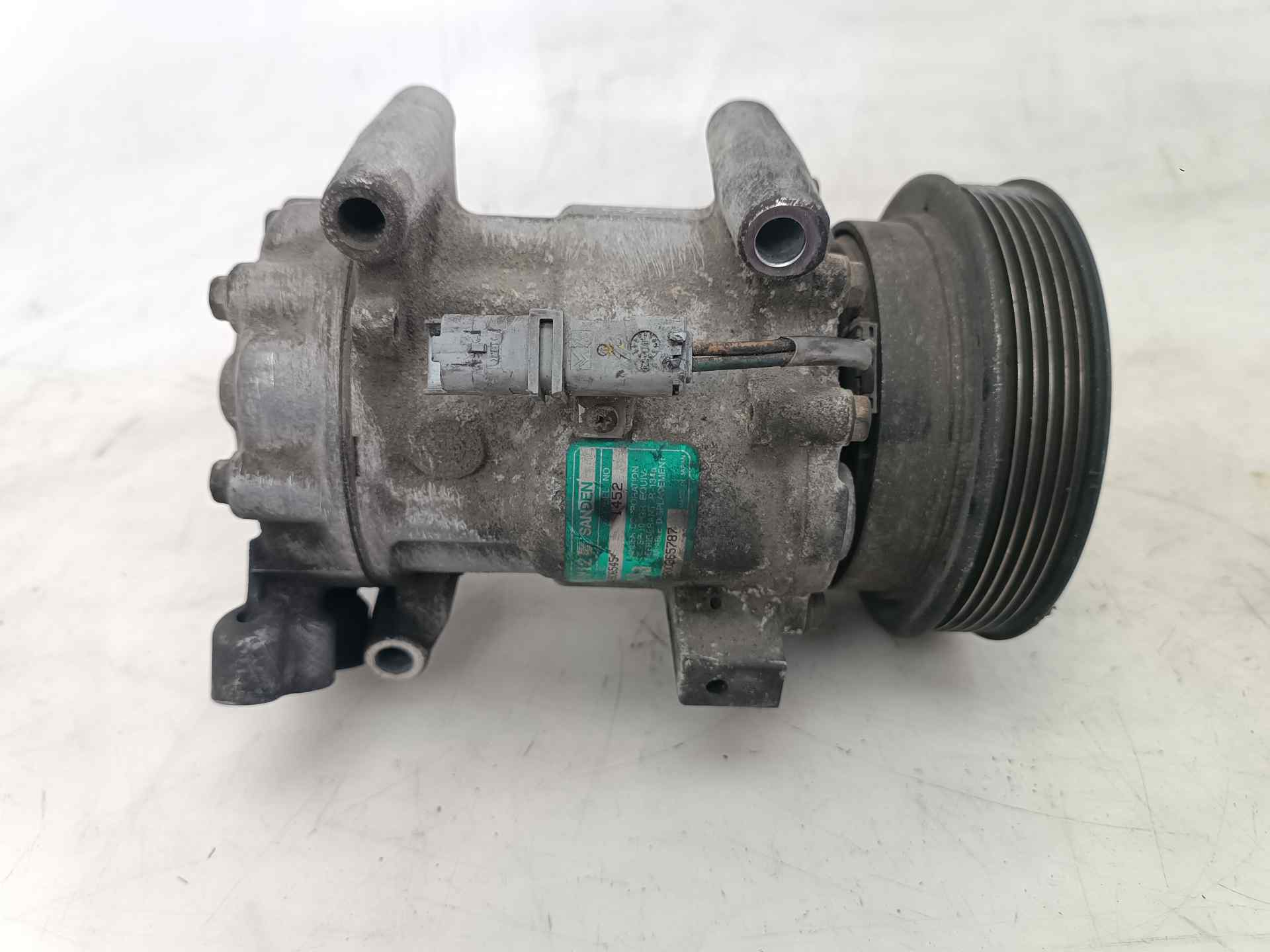 AUDI A8 D2/4D (1994-2002) Air Condition Pump 8200365787,8200365787,2269906545 25915351