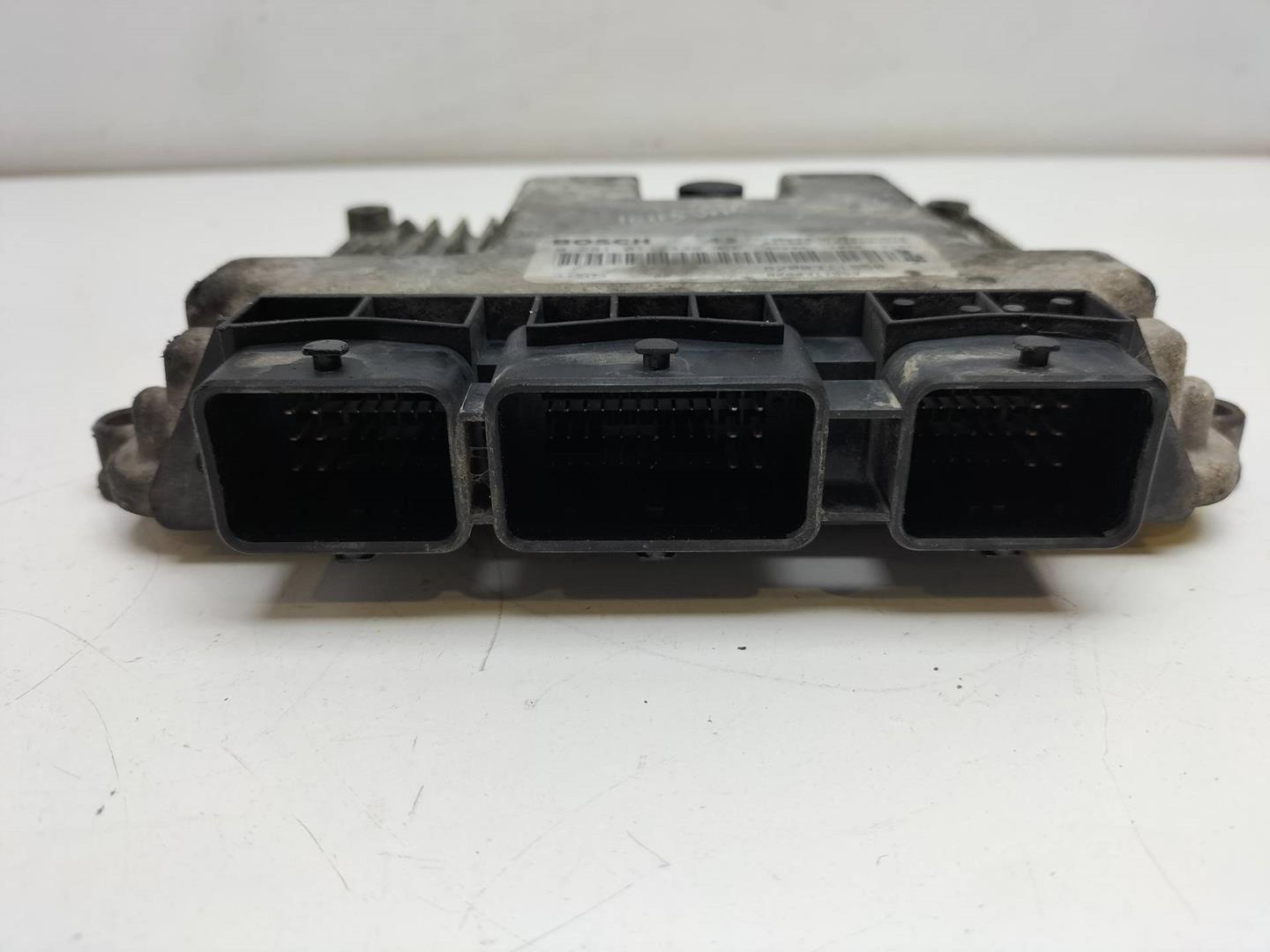 OPEL Movano Engine Control Unit ECU 8200311550, 0281011432 19202786