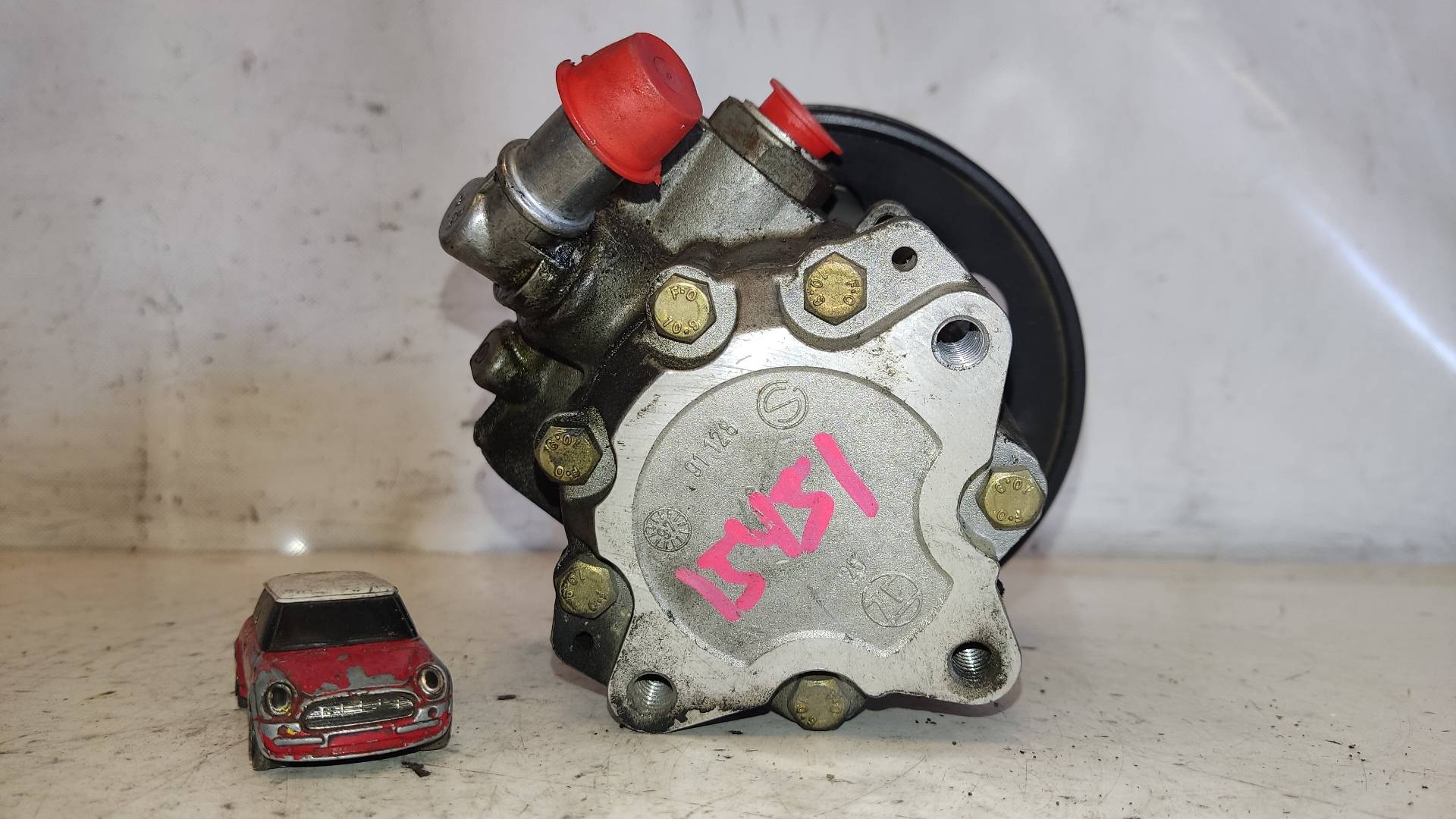 VOLKSWAGEN Passat B5 (1996-2005) Power Steering Pump 8D0145156K,8DO145156K,8DO145156K 19167258