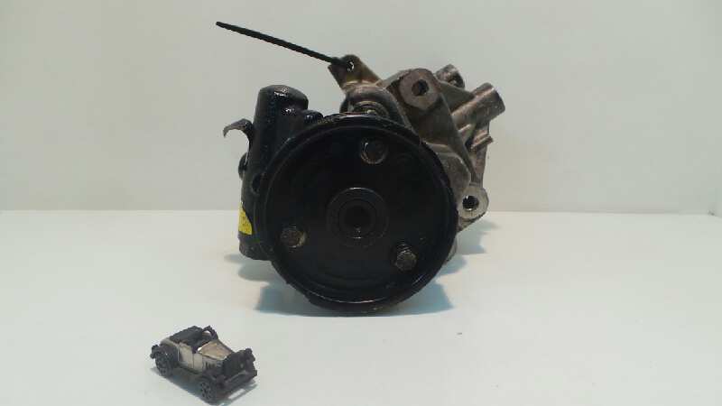 VAUXHALL Clio 2 generation (1998-2013) Power Steering Pump 7700840105,7700840105,7700840805 18820522