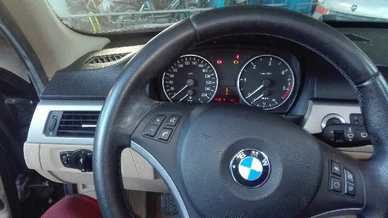 BMW 3 Series E90/E91/E92/E93 (2004-2013) Rear Left Taillight 6937457 19140174