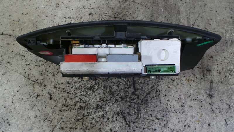 BMW Laguna 2 generation (2001-2007) Other Interior Parts P8200002604A, P8200002604A 19073683