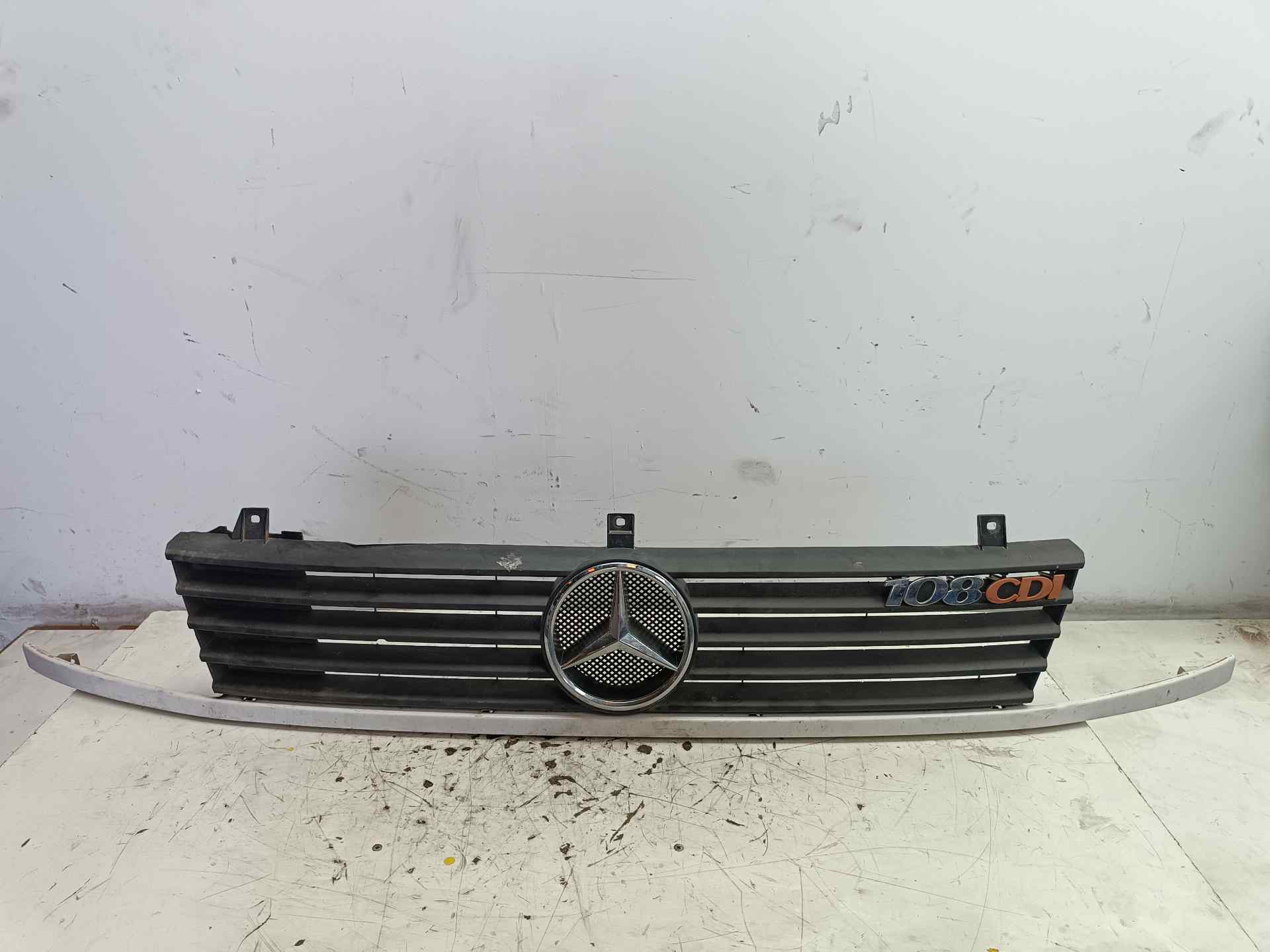 RENAULT Master 2 generation (1997-2010) Radiator Grille A6388880415,A6388880415 25915275